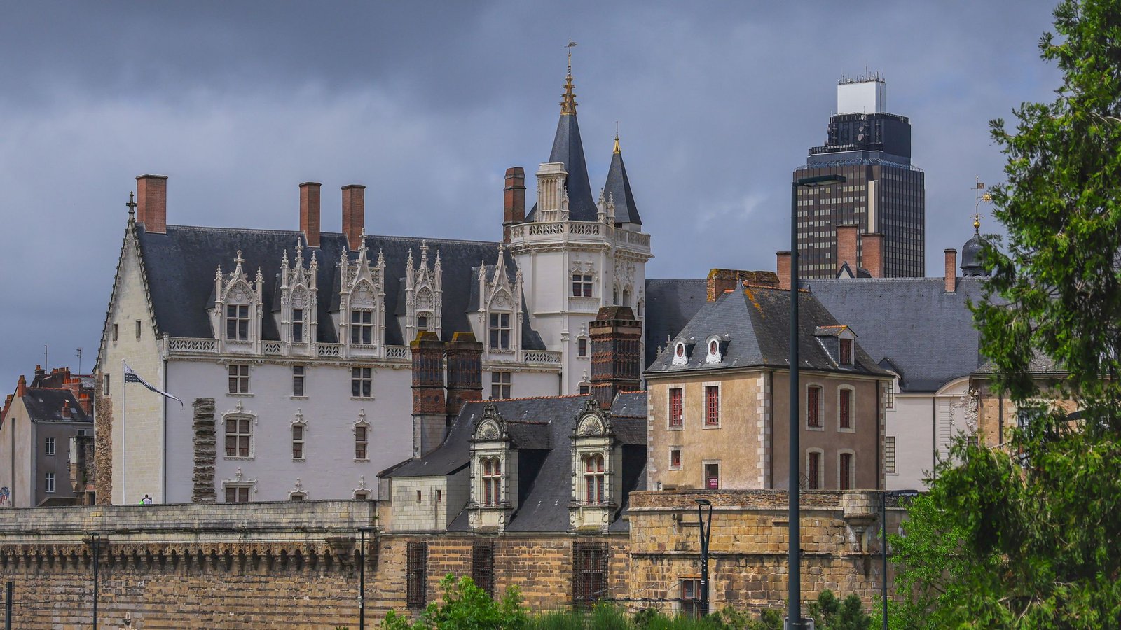 Château des Ducs de Bretagne à Nantes – excursion avec chauffeur VTC.